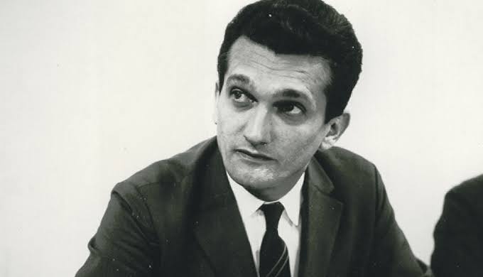 Retrato do economista Celso Furtado